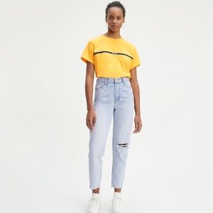 Levi’s Mom Jean Size 29